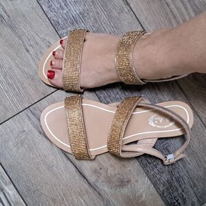 Italina By Summer Rio Champagne Women's Sandals Size 6.5 NEW